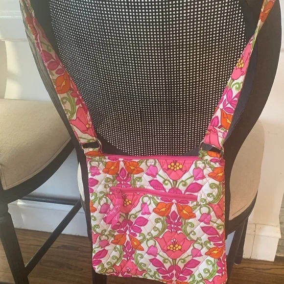 Vera Bradley - Picture 3 of 5